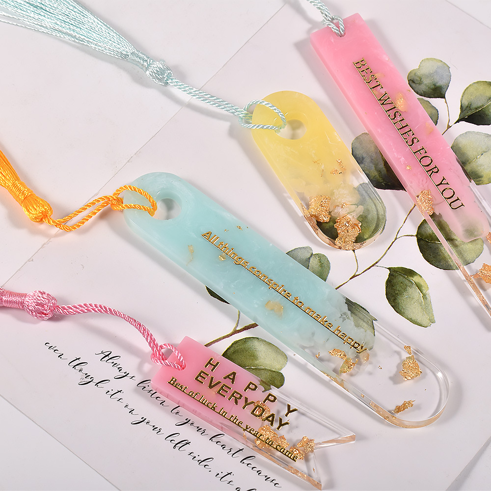 Oval Bookmark Silicone Mold He - огляд і ціна Resin Art Guide Book